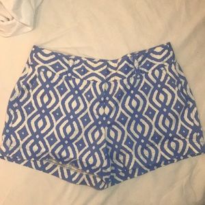 VINEYARD VINES shorts! 🐳